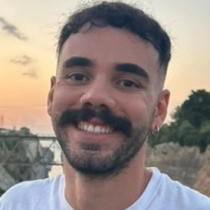 Κουγιάς Ιωάννης  - Καθηγητής Μαθηματικών στο instateacher.gr