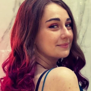 Σιώνα Νάντια - Καθηγήτρια Νέων Ελληνικών στο instateacher.gr