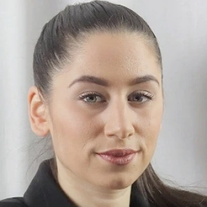 Διάκου Μαρία - Καθηγήτρια Πολιτικής Οικονομίας στο instateacher.gr