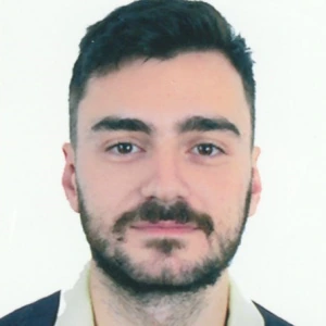 Αγγελής Κωνσταντίνος - Καθηγητής Λατινικών στο instateacher.gr