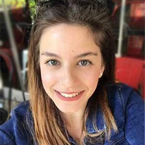 Αδαμάκη Μαρία - Καθηγήτρια Αγγλικών στο instateacher.gr