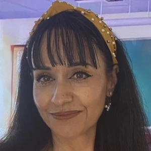 Λανοπούλου Βασιλική - Καθηγήτρια Αγγλικών στο instateacher.gr