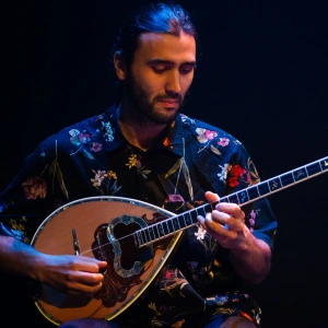 Αναστασιάδης Χάρης - Δάσκαλος Ακουστικής Κιθάρας στο instateacher.gr