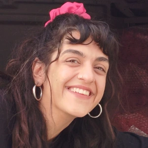 Τσίκνα Χριστίνα - Δασκάλα Ελεύθερου Σχεδίου στο instateacher.gr