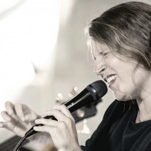 Μακαντάση Άννα - Δασκάλα Φωνητικής στο instateacher.gr