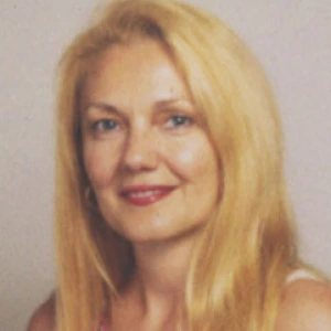 MacCallum Terry - Καθηγήτρια Αγγλικών στο instateacher.gr