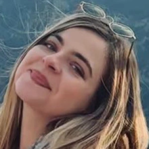 Τσιατσιάνη Καλλιρρόη - Καθηγήτρια Αρχαίων Ελληνικών στο instateacher.gr