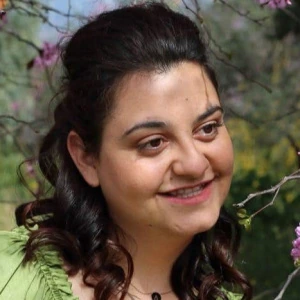 Λαλιώτη Γεωργία - Καθηγήτρια Ελληνικής Λογοτεχνίας στο instateacher.gr