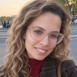 Καλαπόδη Μαρία - Καθηγήτρια Φυσικής στο instateacher.gr