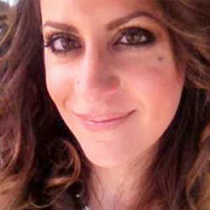 Σδόνα Χαρά - Καθηγήτρια Αγγλικών στο instateacher.gr