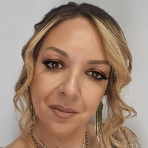 Νικόλακα Φανή - Καθηγήτρια Γερμανικών στο instateacher.gr