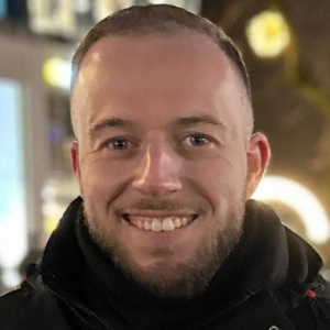 Στεφανίδης Τάσος - Καθηγητής Αγγλικών στο instateacher.gr