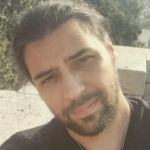 Καραγεωργόπουλος Αλέξανδρος - Καθηγητής Ιαπωνικών στο instateacher.gr