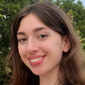 Τζιαφέρη Δανάη - Καθηγήτρια Μαθηματικών στο instateacher.gr