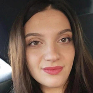 Ταχτσίδου Ελισσάβετ - Καθηγήτρια Νέων Ελληνικών στο instateacher.gr