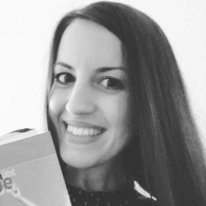 Πεϊνιρτζόγλου Ειρήνη - Καθηγήτρια Γερμανικών στο instateacher.gr