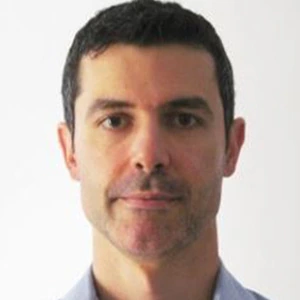 Εξηνταβελώνης Γιώργος - Καθηγητής Τραπεζικής στο instateacher.gr