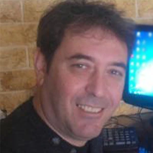 Κοτζιαμπάσης Διγένης  - Καθηγητής Αγγλικών στο instateacher.gr