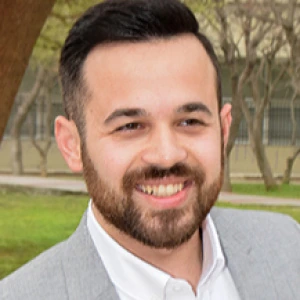 Μιχαήλ Θωμάς - Καθηγητής Διεθνούς Μακροχρηματοοικονομικής στο instateacher.gr