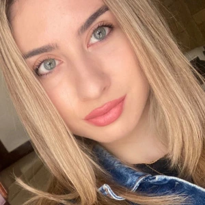 Καραμπέτσου Αλεξάνδρα - Καθηγήτρια Μαθηματικών στο instateacher.gr