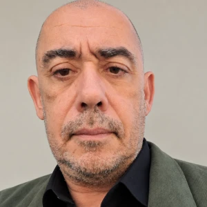 Ραβάνης Χρήστος - Καθηγητής Κοινωνιολογίας στο instateacher.gr