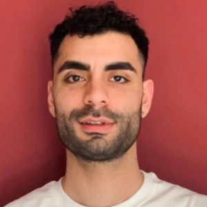 Σκαρλάτος Γιώργος - Δάσκαλος Υποκριτικής στο instateacher.gr