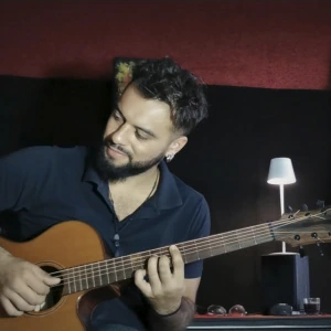 Βέττας Αλέξανδρος - Δάσκαλος Ακουστικής Κιθάρας στο instateacher.gr