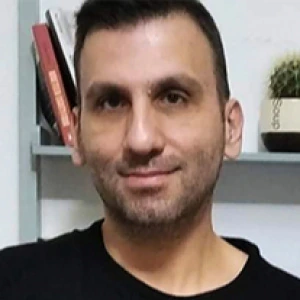 Καρατζάς Βαγγέλης - Καθηγητής Excel στο instateacher.gr