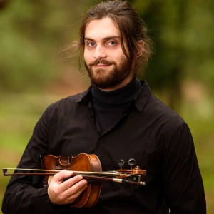 Σταμούλης Κωστής - Δάσκαλος Βιολιού στο instateacher.gr