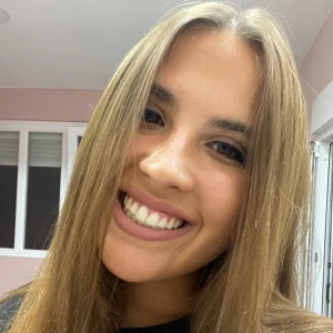 Χατζηκώστα Ευαγγελία - Καθηγήτρια Υγιεινής στο instateacher.gr