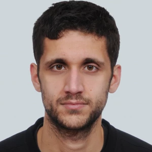 Ρόδης Παναγιώτης - Καθηγητής Ευρωπαϊκών Πολιτικών Ιδεολογιών τον Εικοστό Αιώνα στο instateacher.gr