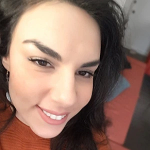 Χατζηδάκη Ελένη - Καθηγήτρια Φυσικής στο instateacher.gr