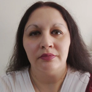 Αρναουτέλη Ελένη - Καθηγήτρια Μαθηματικών στο instateacher.gr