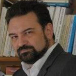 Τσουράκης Γιάννης - Καθηγητής Ιστορίας στο instateacher.gr