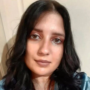 Ψηλού Μαρία - Καθηγήτρια Αρχαίων Ελληνικών από Μετάφραση στο instateacher.gr