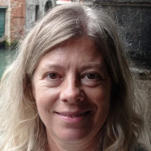 Κυρατζίδου Ιωάννα  - Καθηγήτρια Αγγλικών στο instateacher.gr