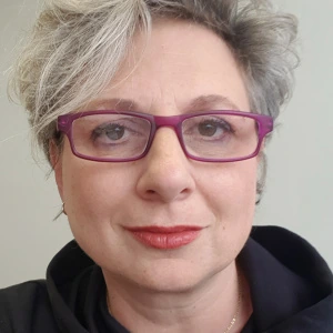 Ντόβα Χρυσάνθη  - Καθηγήτρια Αγγλικών στο instateacher.gr