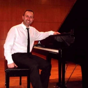 Παυλίδης Σάββας - Δάσκαλος Μουσικής Θεωρίας στο instateacher.gr