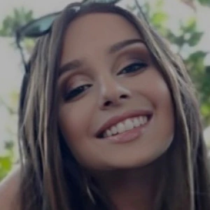 Μπαμπαλού Μαρία - Καθηγήτρια Αγγλικών στο instateacher.gr