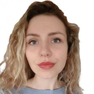 Τζελαλή Δάφνη - Καθηγήτρια Αρχαίων Ελληνικών στο instateacher.gr