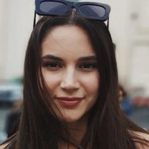  Ξεσφίγγη Ιωάννα - Καθηγήτρια Έκθεσης στο instateacher.gr