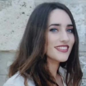 Κωστούλα Ανθή - Καθηγήτρια Έκθεσης στο instateacher.gr