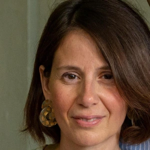 Λυμπεροπούλου Γεωργία - Καθηγήτρια Έκθεσης στο instateacher.gr