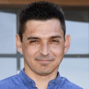 Παπαβασιλείου Ελευθέριος - Καθηγητής Δικτύων Υπολογιστών στο instateacher.gr