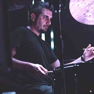 Τσιμπλάκης Ευάγγελος - Δάσκαλος Drums στο instateacher.gr