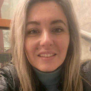 Μανιάτη Χρύσα - Καθηγήτρια Αρχαίων Ελληνικών από Μετάφραση στο instateacher.gr