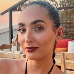 Καραΐσκου Δήμητρα - Καθηγήτρια Έκθεσης στο instateacher.gr