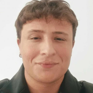 Σάββας Κωνσταντίνος - Καθηγητής Φυσικής στο instateacher.gr