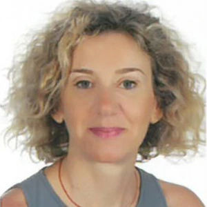 Χάλαρη Μέμα - Καθηγήτρια Γαλλικών στο instateacher.gr