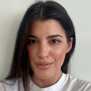 Κούτρα Βασιλική - Καθηγήτρια Δημοτικού στο instateacher.gr